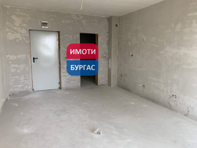 Til salgs  Studio Burgas , Vazrasjdane , 48 kvm | 99073518 - bilde [2]