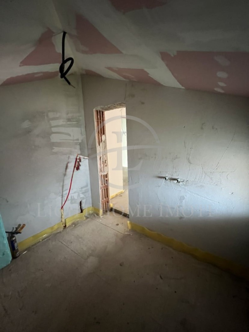 À venda  Casa região Plovdiv , Markovo , 334 m² | 83955158 - imagem [11]