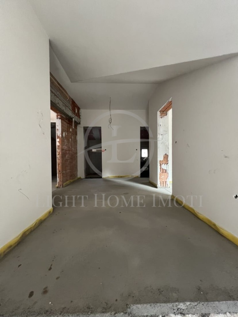 À venda  Casa região Plovdiv , Markovo , 334 m² | 83955158 - imagem [6]