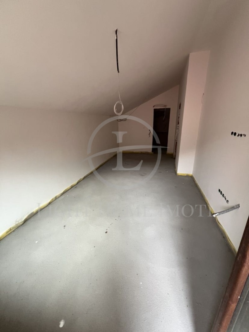 À venda  Casa região Plovdiv , Markovo , 334 m² | 83955158 - imagem [10]