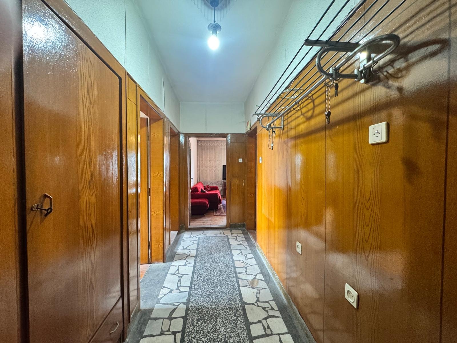 Продава 4-СТАЕН, гр. Севлиево, област Габрово, снимка 2 - Апартаменти - 55176721