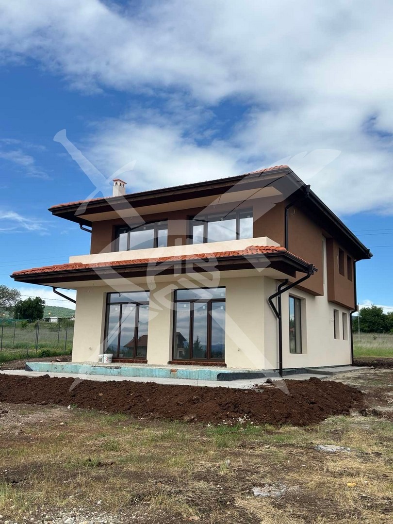 Продава КЪЩА, с. Голяновци, област София област, снимка 2 - Къщи - 54644903