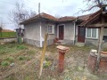 Продава КЪЩА, с. Козаревец, област Велико Търново, снимка 2 - Къщи - 44370224