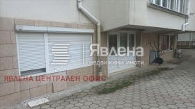 ГАРАЖ, ПАРКОМЯСТО, 70 m2