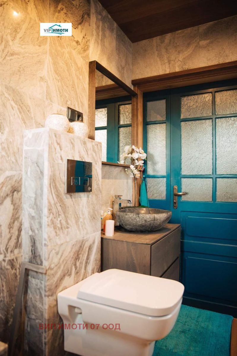 Продава КЪЩА, гр. Ловеч, Център, снимка 14 - Къщи - 53895084