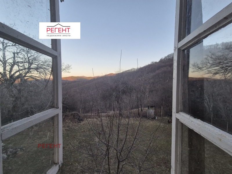 Продава КЪЩА, област Габрово, с. Малуша • 19000 € / 37160.77 лв. • 69088949 1