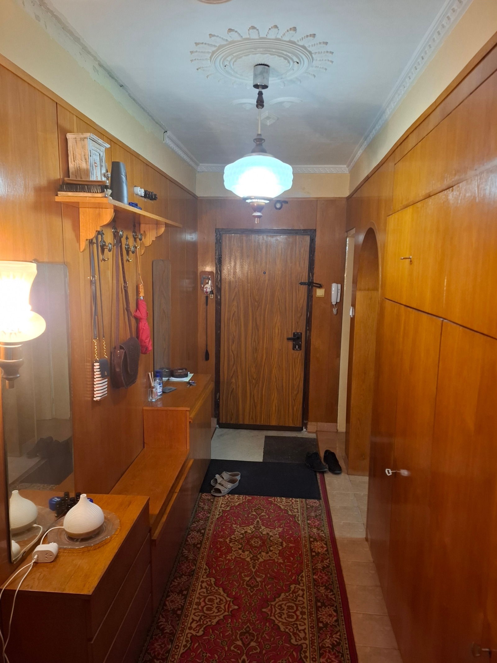 Продава 3-СТАЕН, гр. София, Гоце Делчев, снимка 2 - Апартаменти - 53793596