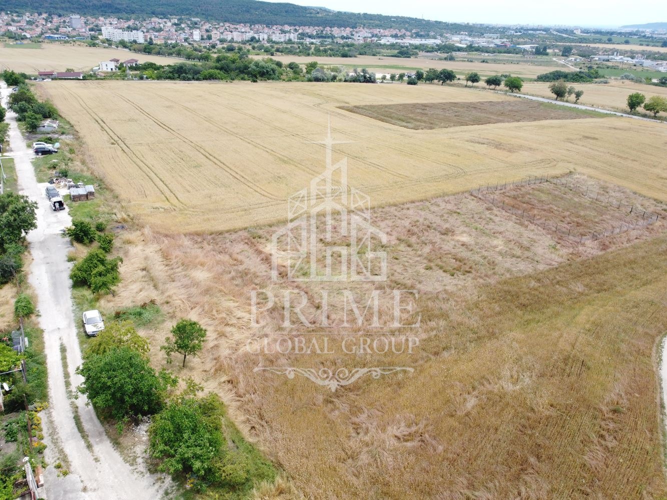 Продава ПАРЦЕЛ, гр. Аксаково, област Варна