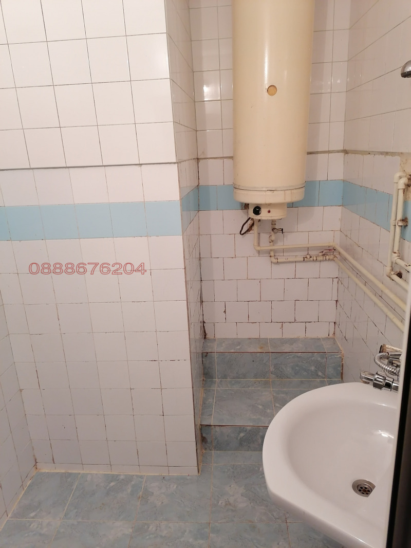 Продава 2-СТАЕН, гр. Велико Търново, Център, снимка 6 - Апартаменти - 52782152