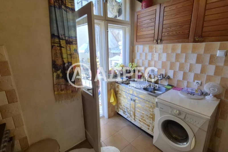 De vânzare  2 dormitoare Sofia , Țentâr , 108 mp | 45825684 - imagine [8]