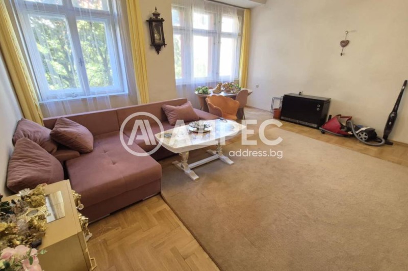 De vânzare  2 dormitoare Sofia , Țentâr , 108 mp | 45825684 - imagine [2]