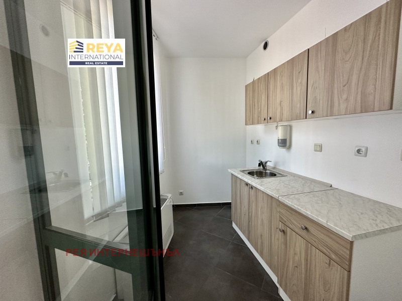 Te koop  Kantoor Sofia , Tsentar , 1052 m² | 37784352 - afbeelding [8]