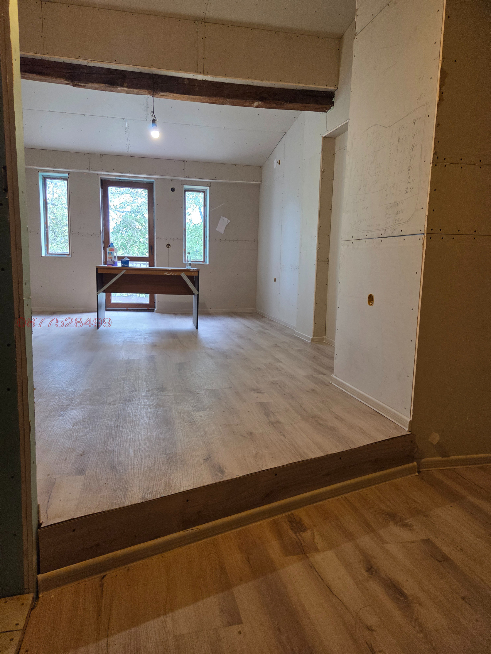 Продава ЕТАЖ ОТ КЪЩА, гр. Пловдив, Център, снимка 4 - Етаж от къща - 55035080