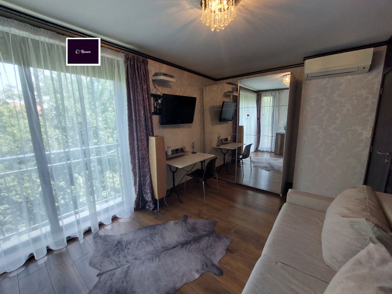 Продава  3-стаен град Варна , Бриз , 130 кв.м | 32062042 - изображение [12]