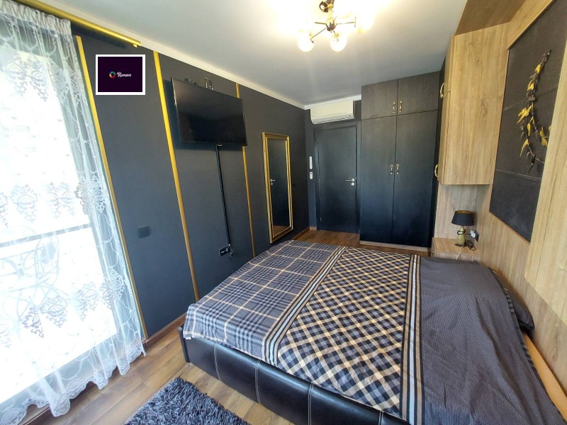 Продава  3-стаен град Варна , Бриз , 130 кв.м | 32062042 - изображение [9]