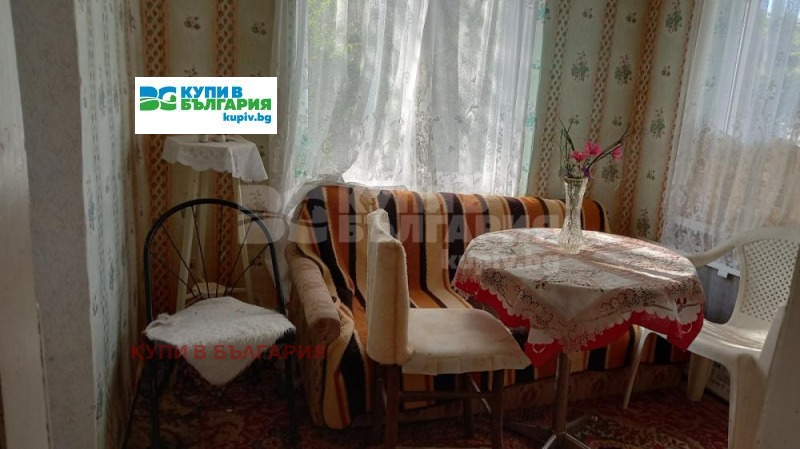 Продава КЪЩА, с. Полковник Свещарово, област Добрич, снимка 7 - Къщи - 52222633