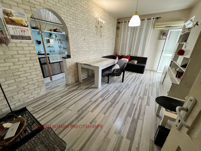 Продава МНОГОСТАЕН в град Хасково, Овчарски - 110 кв.м / При запитване, НЕДВИЖИМИ ИМОТИ- ИРЕ