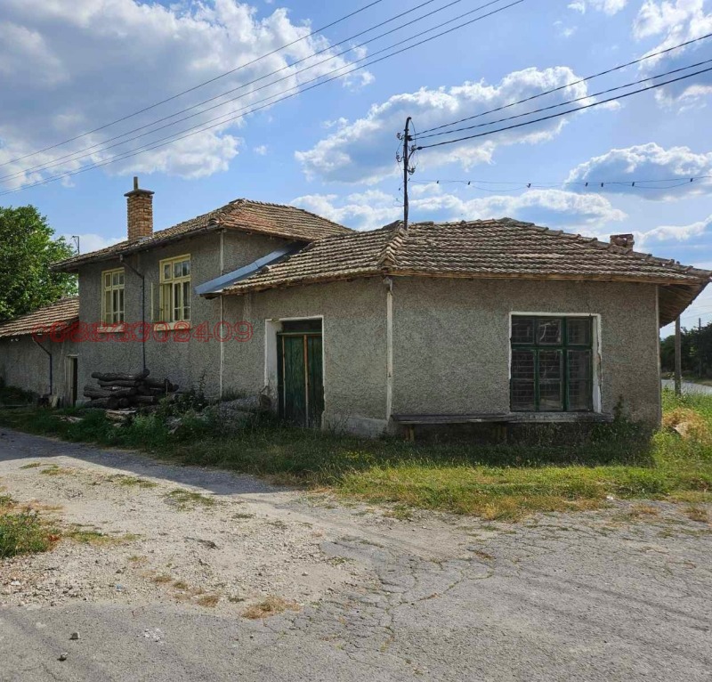Продава КЪЩА в област Шумен, с. Новосел - 2032 кв.м / 36 000 € » 70 409.88 лв.