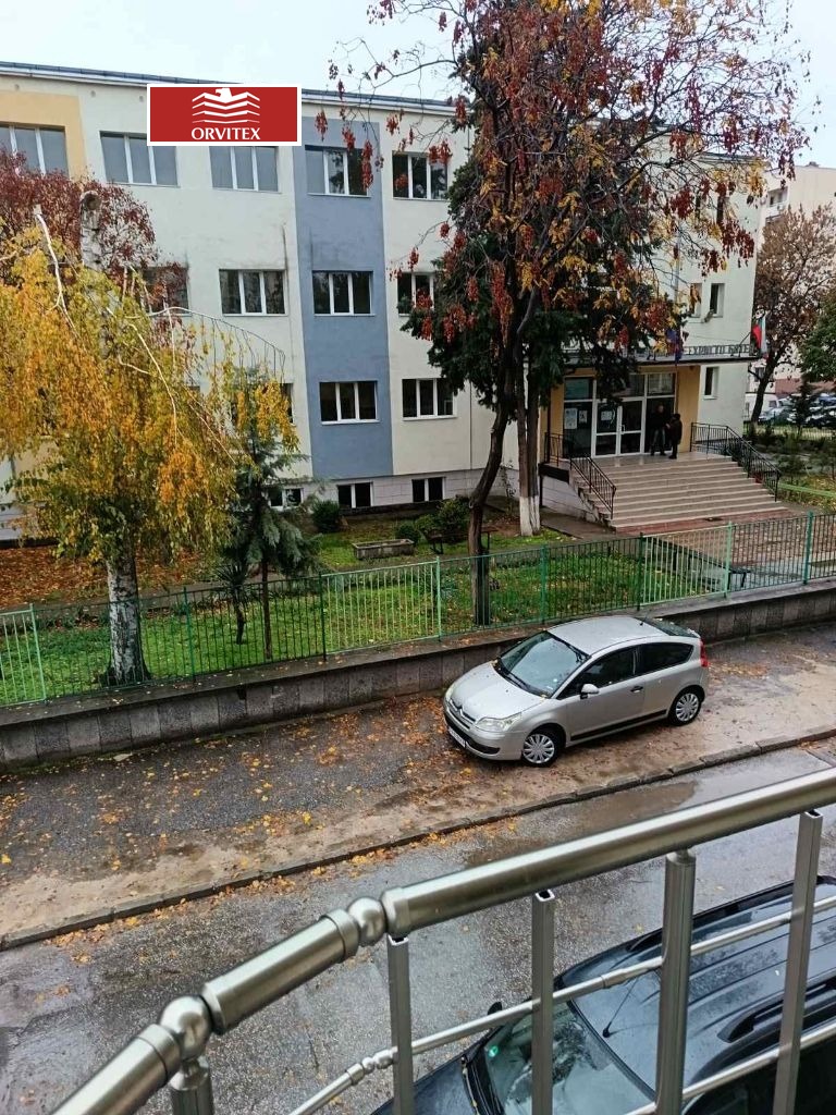 Продава 2-СТАЕН, гр. Пазарджик, Идеален център, снимка 2 - Апартаменти - 52572499