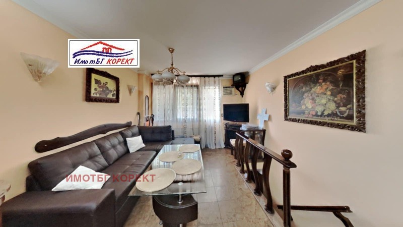 In vendita  2 camere da letto Sofia , Mladost 3 , 75 mq | 32366413