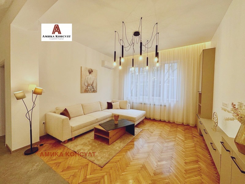 Продава 3-СТАЕН, гр. София, Център, снимка 3 - Апартаменти - 52625124