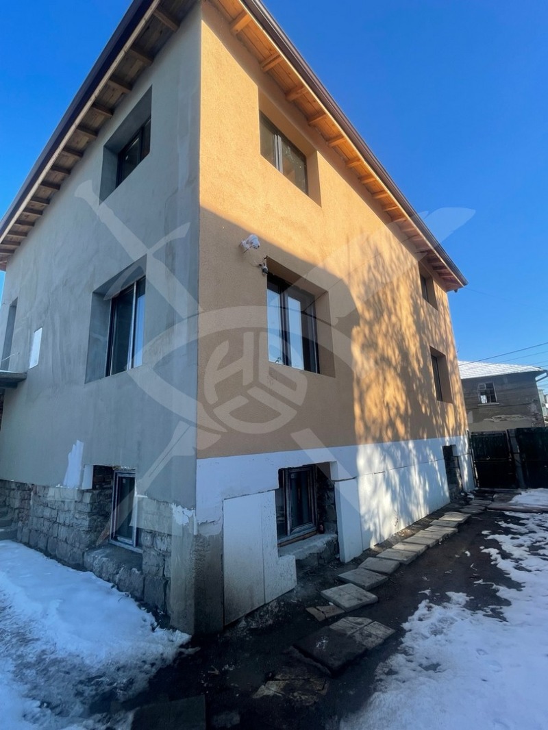 Продава КЪЩА, гр. София, Орландовци, снимка 8 - Къщи - 49389162