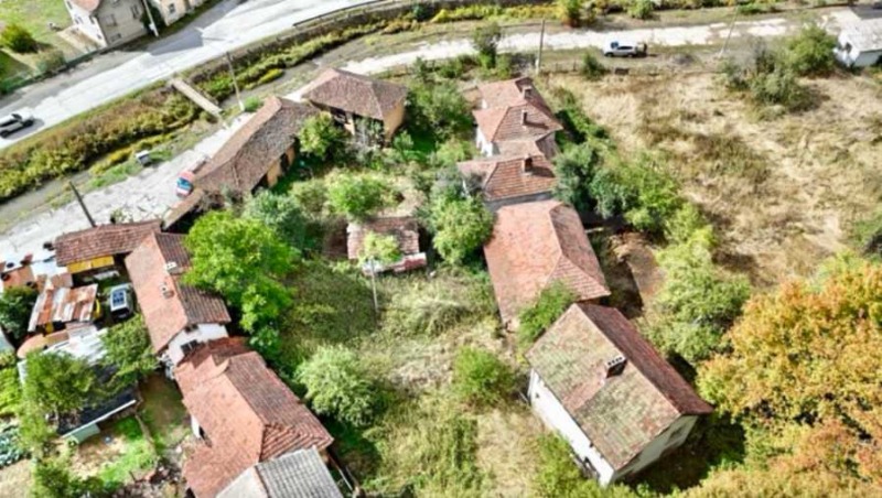 Продава КЪЩА, с. Ново село, област София област, снимка 10 - Къщи - 52464590