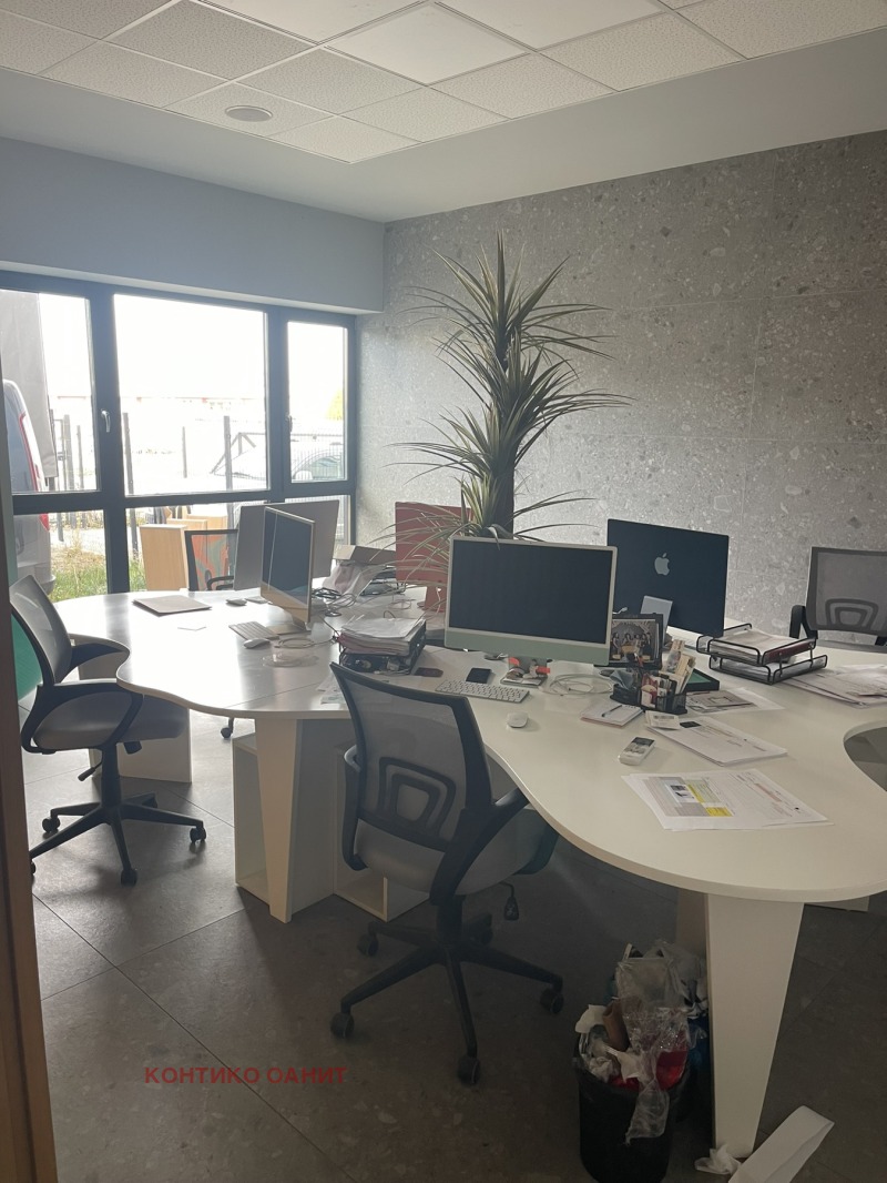 Продава СКЛАД, гр. Божурище, област София област, снимка 8 - Складове - 52389685