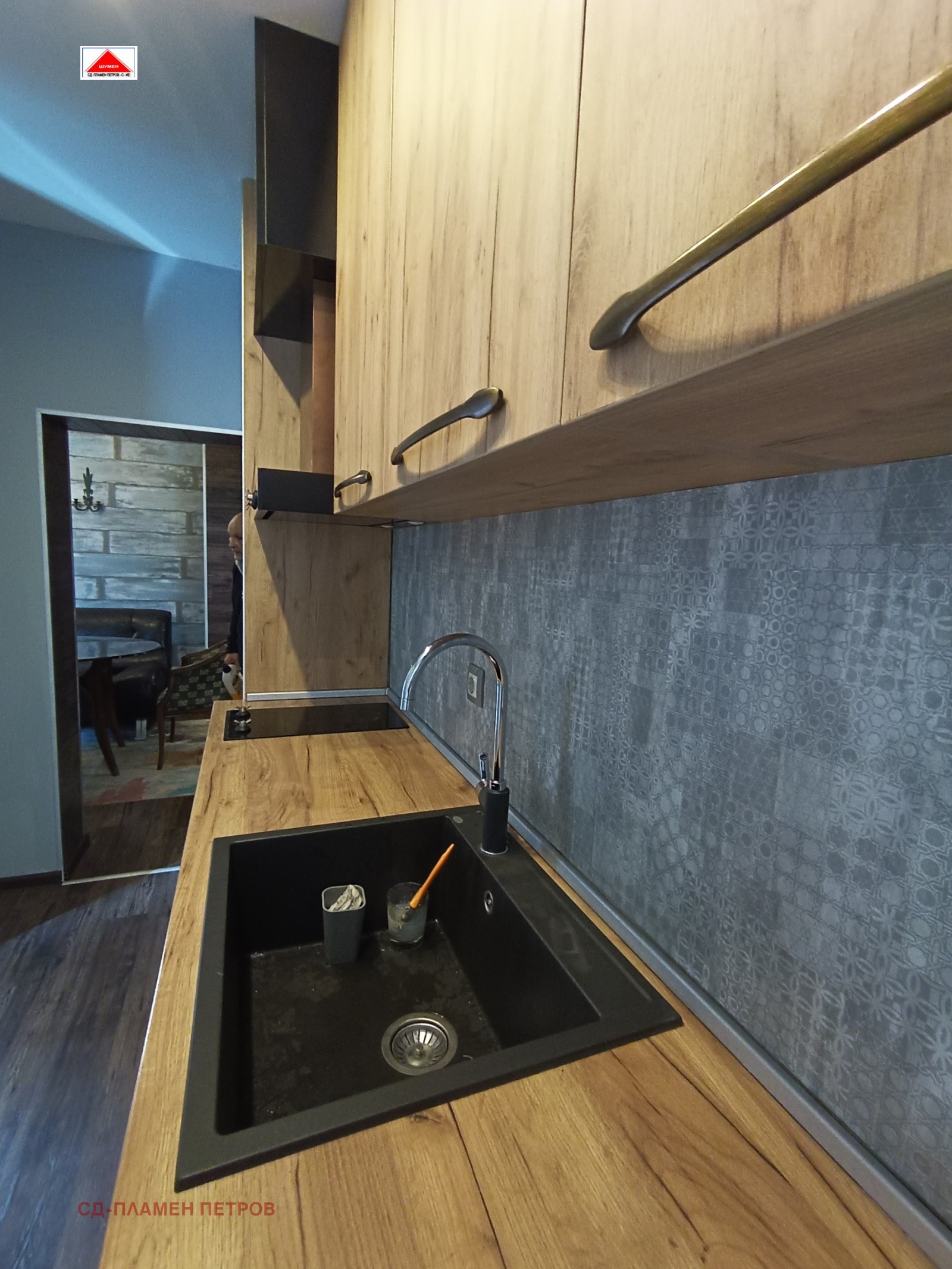 Продава 4-СТАЕН, гр. Шумен, Център, снимка 6 - Апартаменти - 53714974