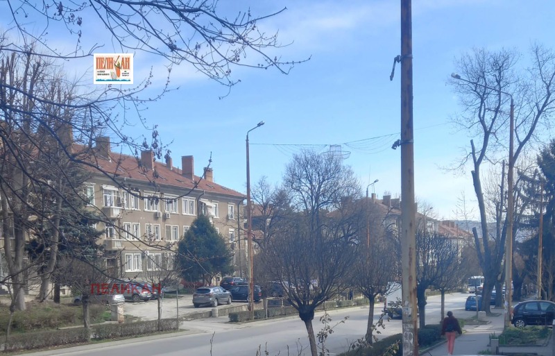 Продава 3-СТАЕН в град Велико Търново, Център - 89 кв.м / 118 000 € » 230 787.94 лв., ПЕЛИКАН