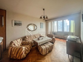 3 bedroom Razsadnika, Sofia 1