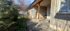 Casa Dragoevo, región Shumen