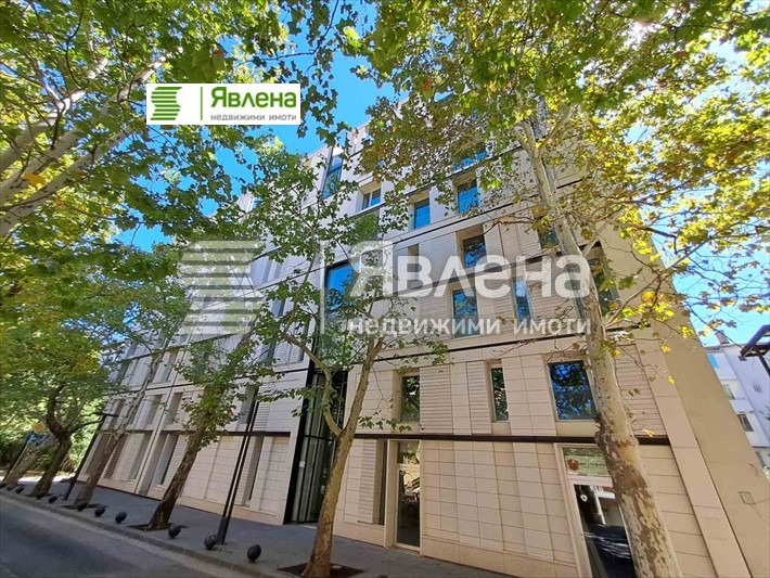 Myytävänä  2 makuuhuonetta Sofia , Iztok , 204 neliömetriä | 67890962 - kuva [2]