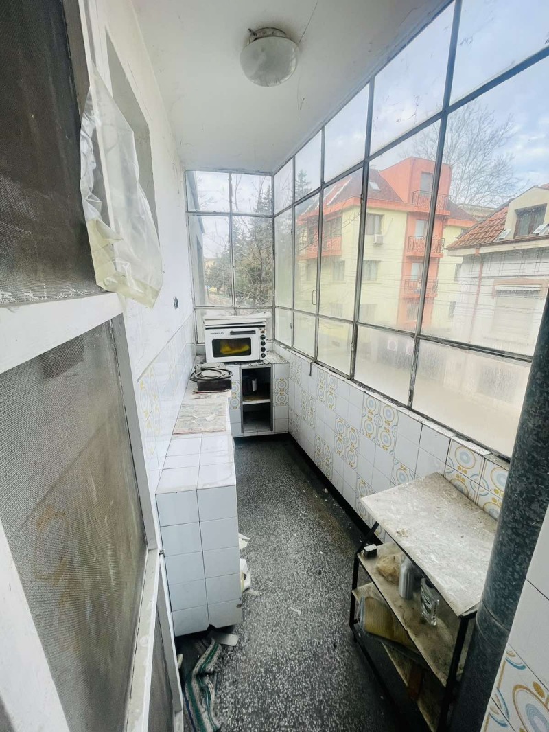 Продава 3-СТАЕН, гр. Шумен, Пожарната, снимка 12 - Апартаменти - 53454976