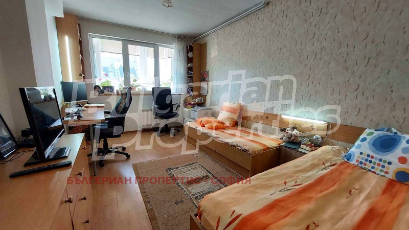 Продава 3-СТАЕН, гр. София, Борово, снимка 6 - Aпартаменти - 48977315