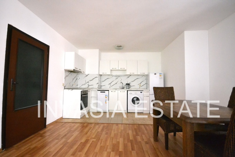 Продава  3-стаен град София , Младост 2 , 120 кв.м | 42237163