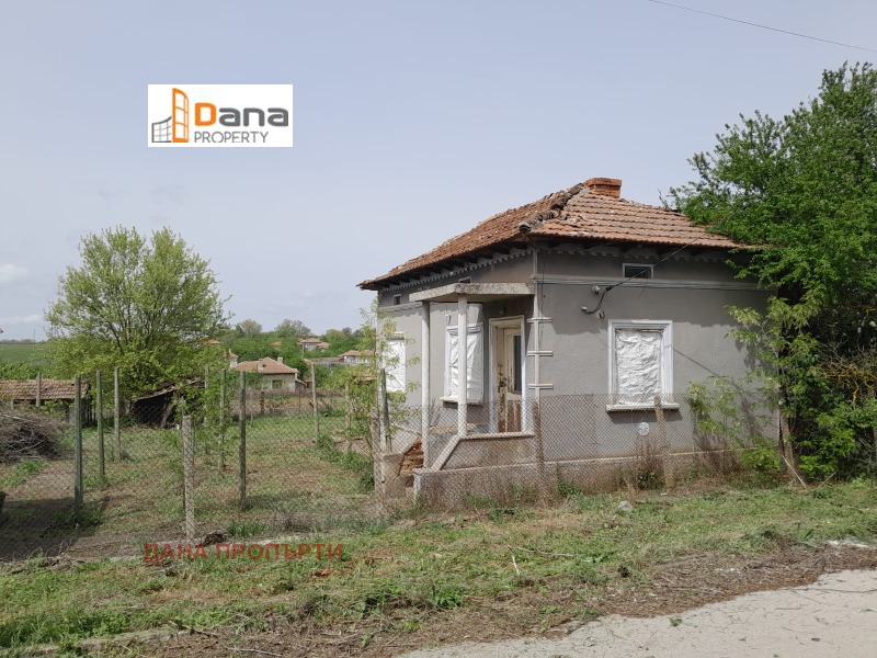 Продава КЪЩА, с. Овчарово, област Добрич, снимка 7 - Къщи - 48243877