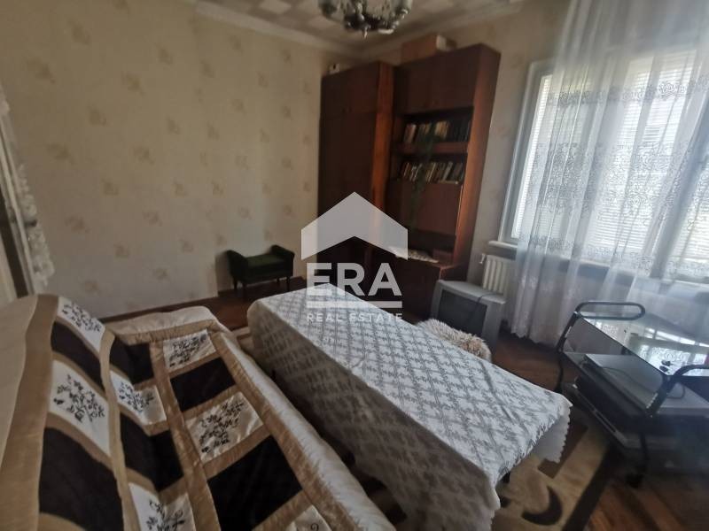 Продава КЪЩА, гр. Силистра, Малчика, снимка 2 - Къщи - 49187115