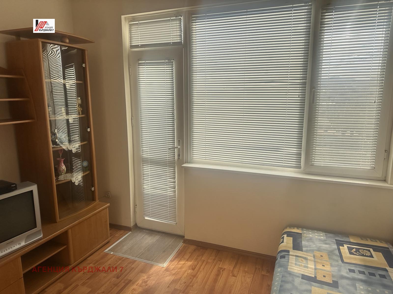 Продава 3-СТАЕН, гр. Кърджали, Център, снимка 2 - Апартаменти - 53993730