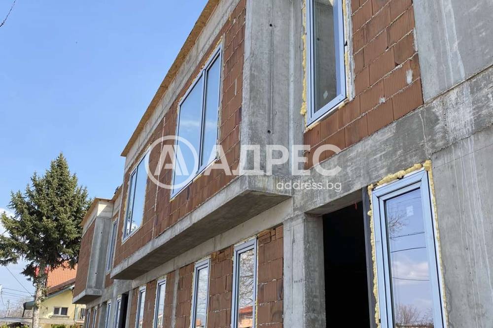 Продава КЪЩА, гр. София, с. Чепинци, снимка 2 - Къщи - 55923630