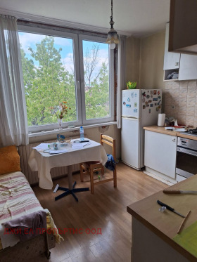 2 Schlafzimmer Ljulin 5, Sofia