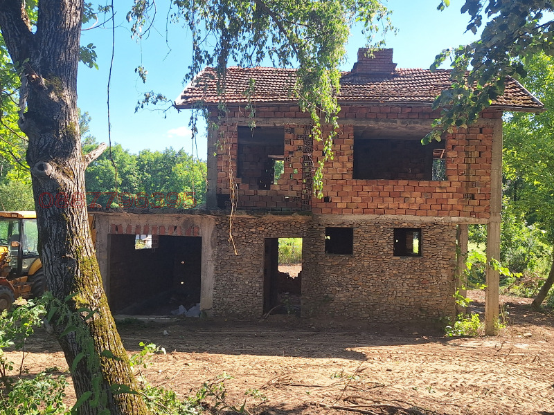 Продава КЪЩА, с. Орешак, област Ловеч, снимка 4 - Къщи - 52781813