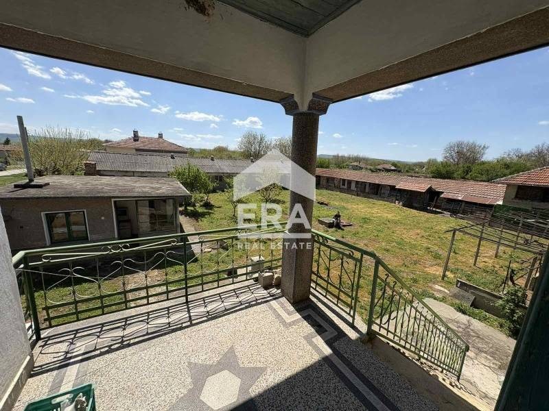 Продава КЪЩА, с. Ресен, област Велико Търново, снимка 7 - Къщи - 54332767