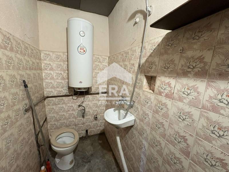 Продава КЪЩА, с. Ресен, област Велико Търново, снимка 14 - Къщи - 54332767