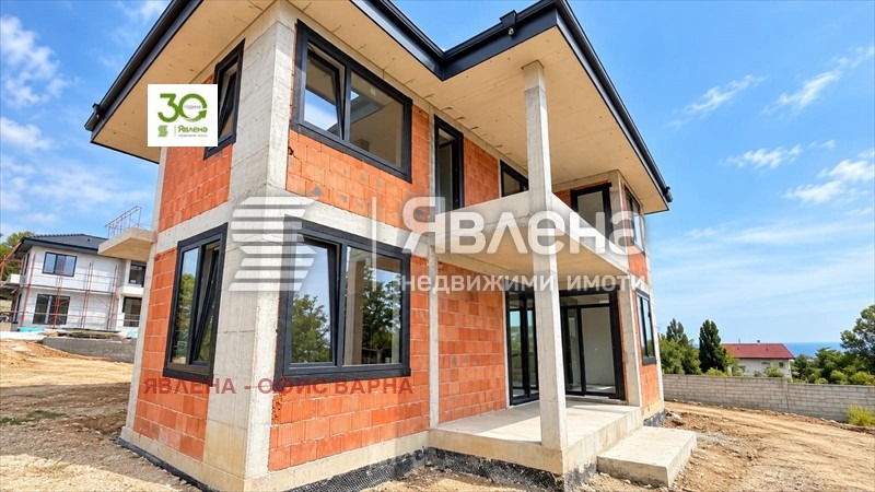 Продава КЪЩА, гр. Варна, Изгрев, снимка 2 - Къщи - 56319256