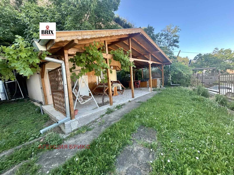 Eladó  Villa régió Ruse , Pirgovo , 15 négyzetméter | 39990843