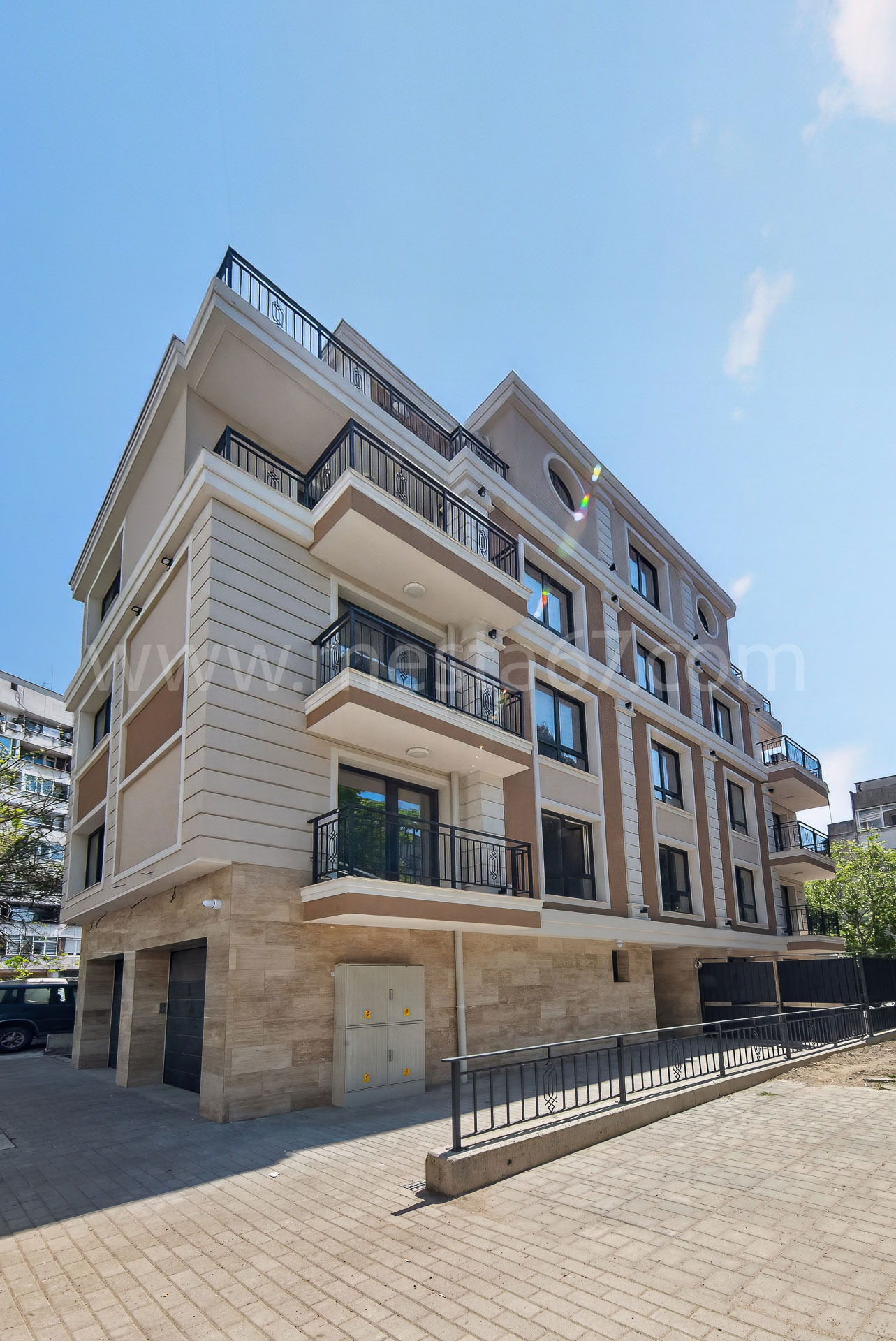 Продава 2-СТАЕН, гр. Бургас, Братя Миладинови, снимка 2 - Апартаменти - 56253548