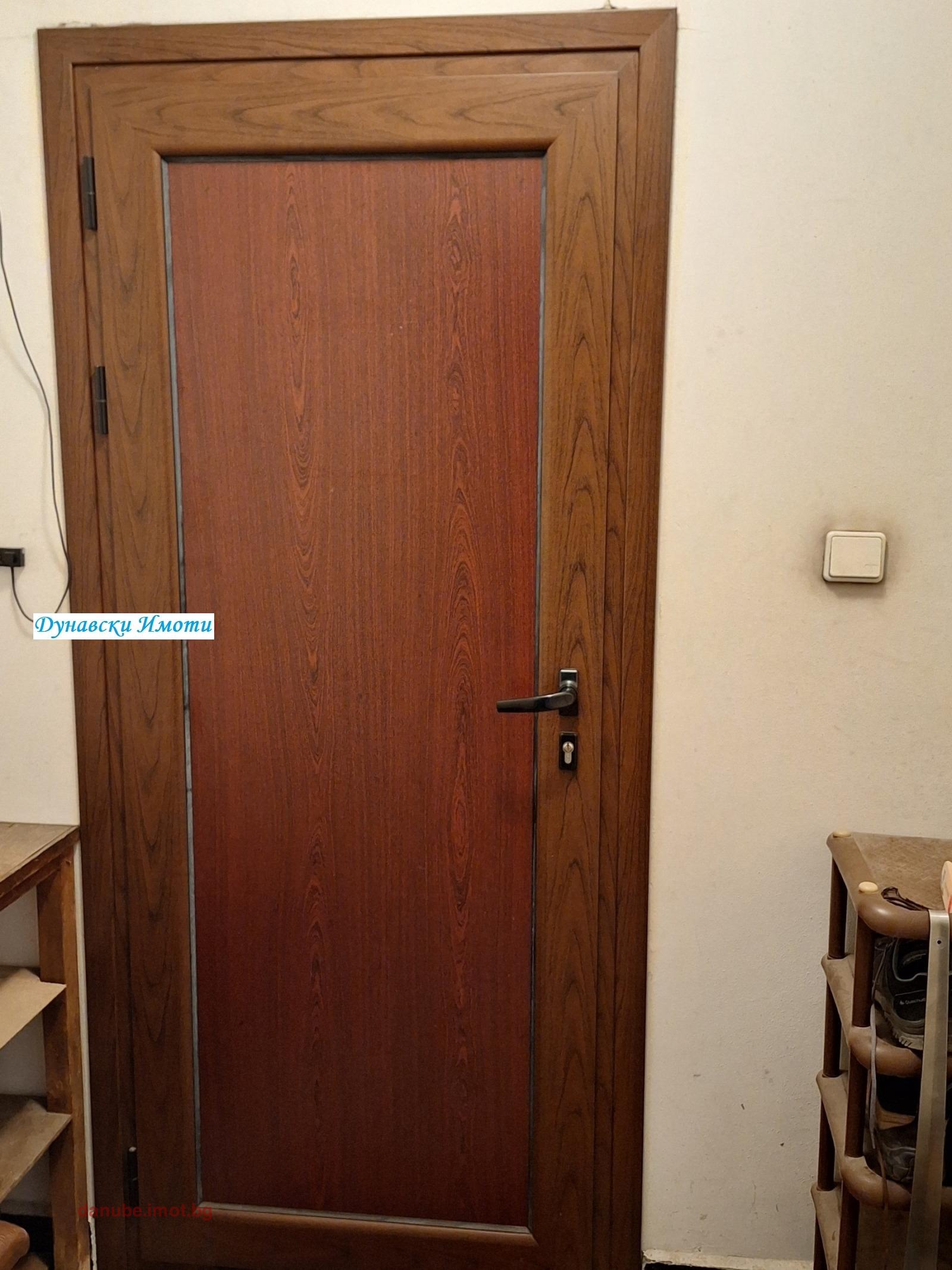 Продава 3-СТАЕН, гр. Русе, Родина 3, снимка 12 - Апартаменти - 56044846