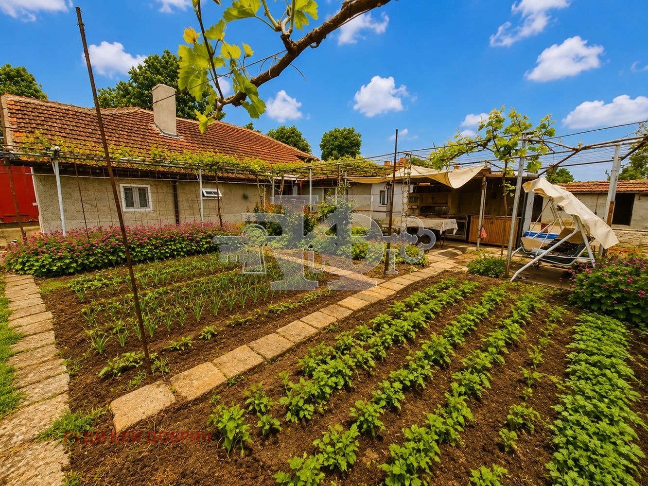 Продава КЪЩА, гр. Генерал Тошево, област Добрич, снимка 3 - Къщи - 54637357