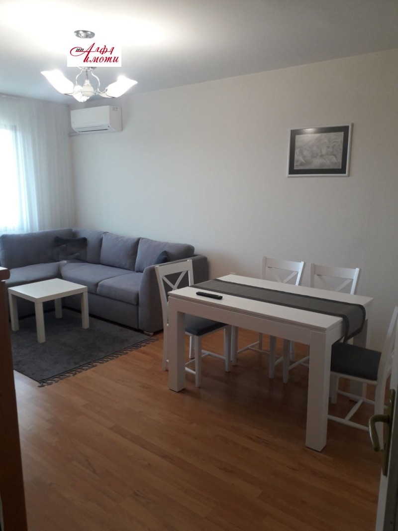 In vendita  1 camera da letto Shumen , 5-ti polk , 67 mq | 65275864